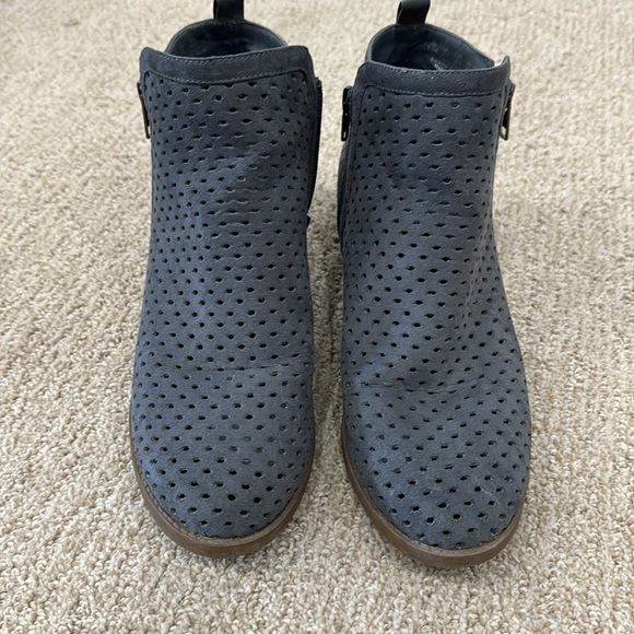 Pretty denim blue booties. Zippers on both sides 1-1/2” heel. - Picture 2 of 6